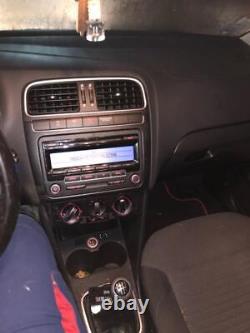 Autoradio d'origine VOLKSWAGEN POLO 5 PHASE 1 1.6 TDI 16V TURBO /R38225542