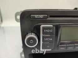 Autoradio d'origine VOLKSWAGEN TOURAN 1 PHASE 2 1.9 TDI 8V TURBO /R79514702